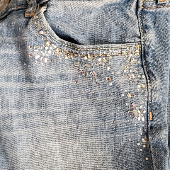 Hollister Denim - Hollister jrs 9R rhinestone embellished jeans